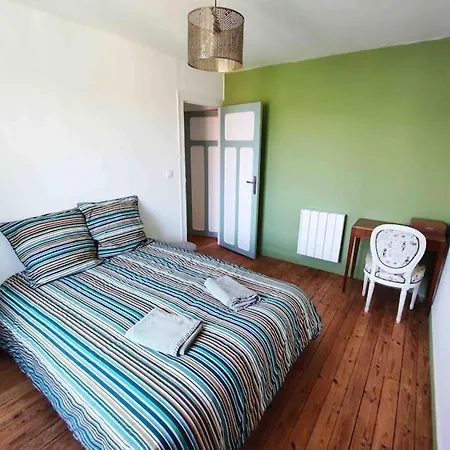 بيت للعطل Maison De Renovee Au Coeur Du Cotentin. Périers