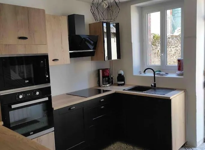 Tatil Evi Maison De Renovee Au Coeur Du Cotentin.